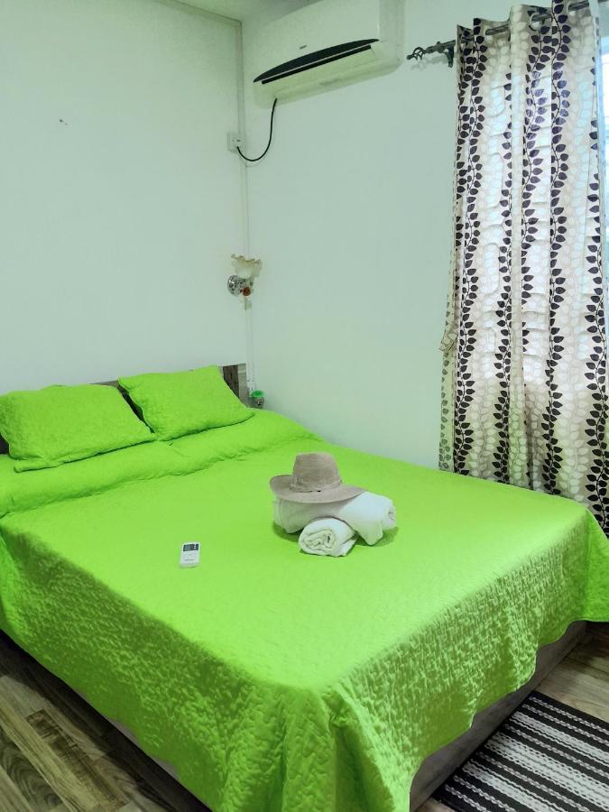 Beautiful Affordable House - 5 Minutes From The Airport And 12 Minutes To Blue Bay Beach Mon Tresor المظهر الخارجي الصورة